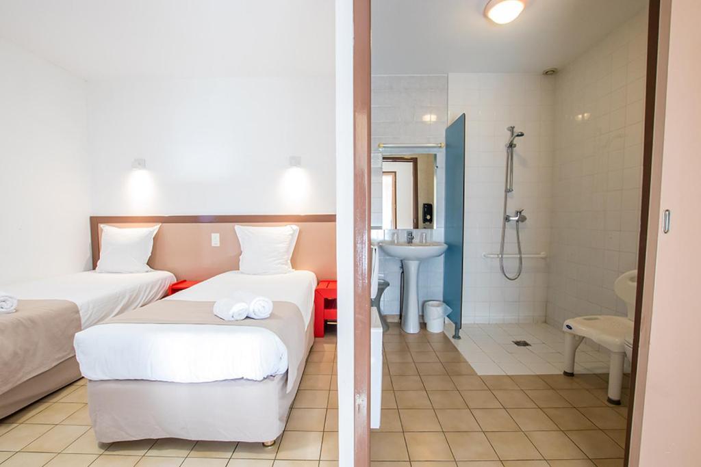 Du Cros D'auzon Hotel