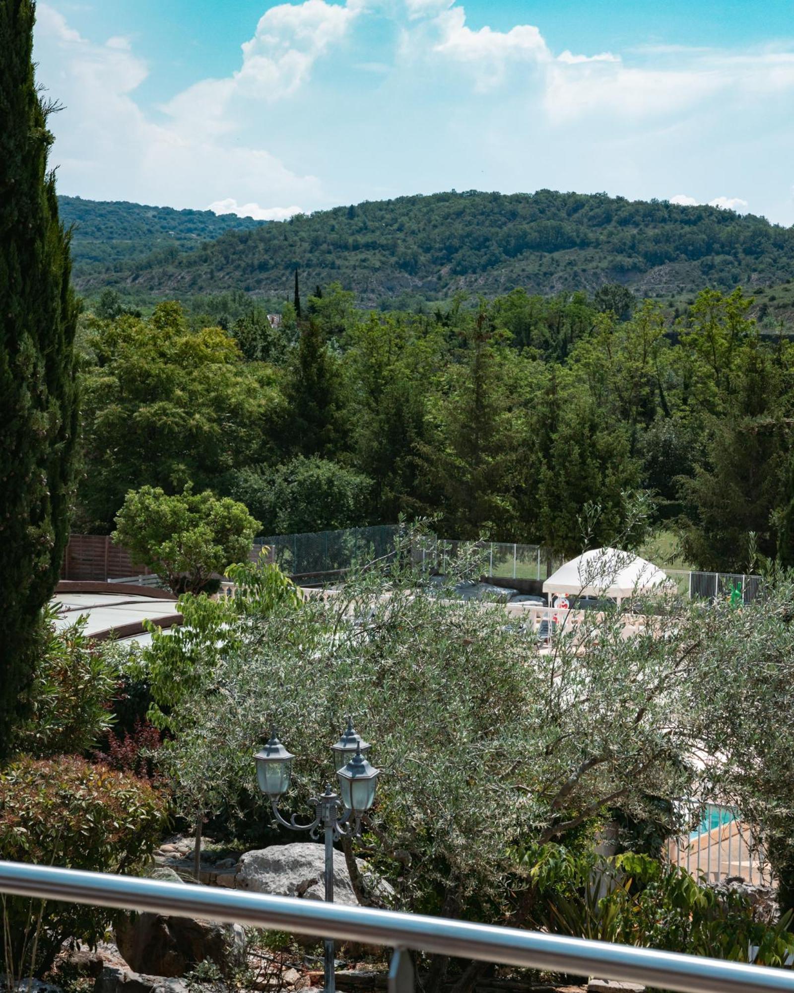 Du Cros D'auzon Hotel